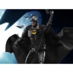 Beast Kingdom DAH-092: The Flash BATMAN Modern Suit (2023) - Image 4