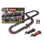 Carrera GO!!! - Pista de carreras: Red Bull vs Ferrari Flying Lap